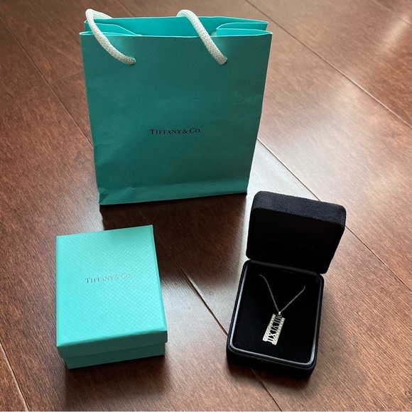Tiffany & Co. Necklace Diamond 18K White Gold Atlas Pendant W/Tiffany Box & Bag - Picture 1 of 6